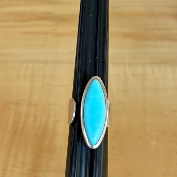 Turquoise & Sterling Silver Contemporary Ring Size 7 3/4 - Picture 5 of 7